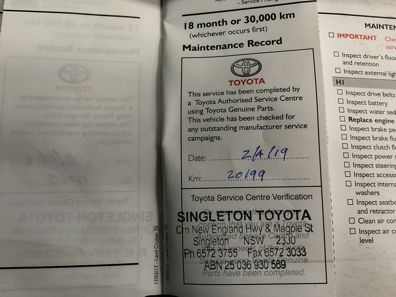 <B>9K Yellow Gold 0.05Ct Hi I1 Diamond Pendant</B><P>