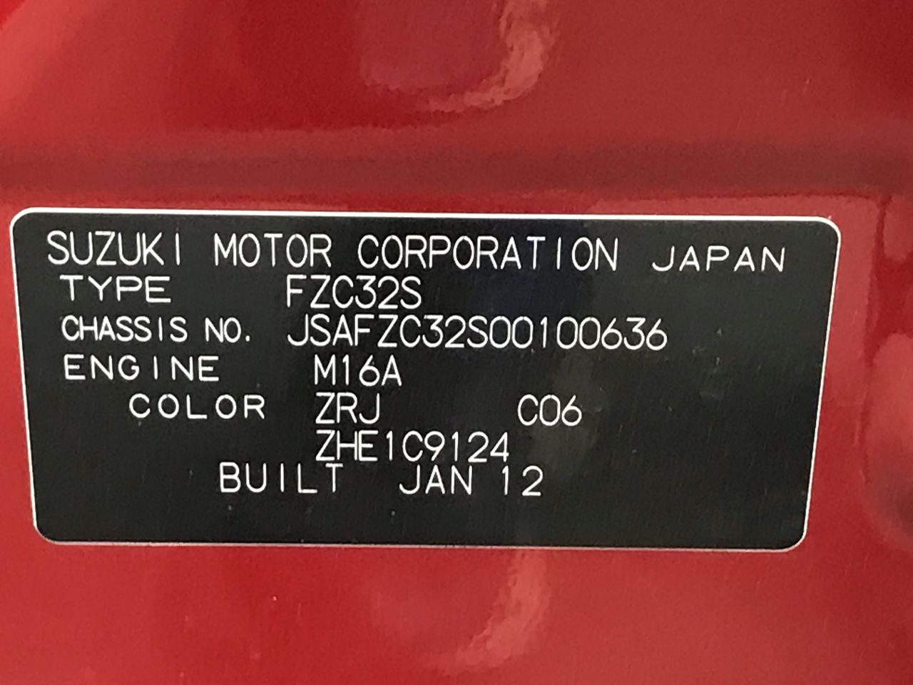 <B>9K Yellow Gold Hlw Dbracelet Tube Half Hoop Earrings 15Mm</B><P>