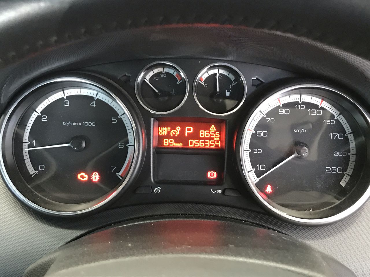 <B>9K Rose Gold 0.20Ct Hi I1 Diamond Ring</B><P>