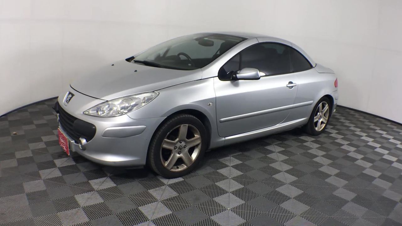 <p>Qty of Square Floor Tiles, Pallet</p>