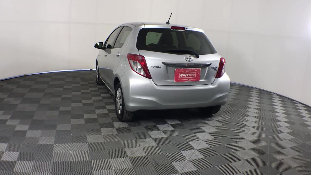 5 white diamonds round 0.09 carat