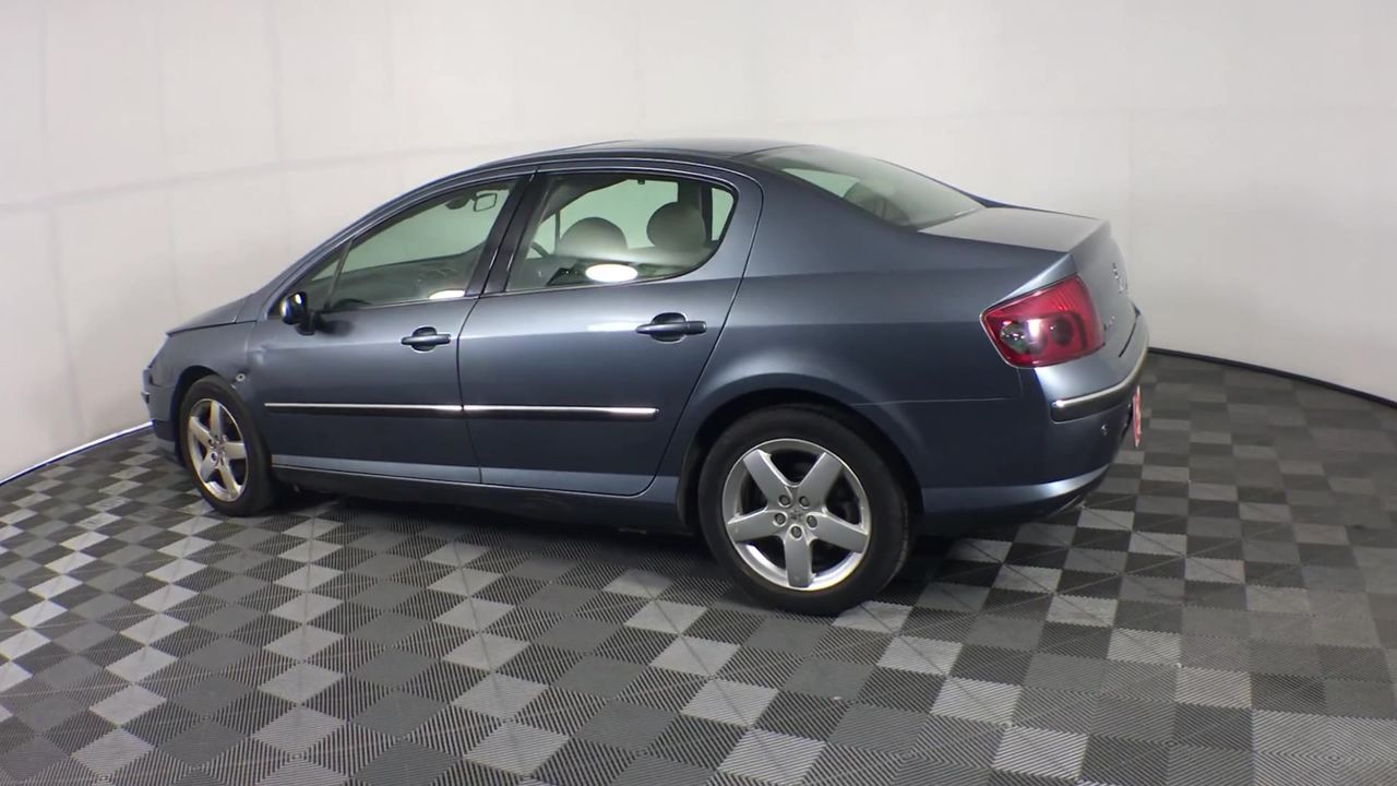 2 Carat round 2 white diamond each CVD Uncertified