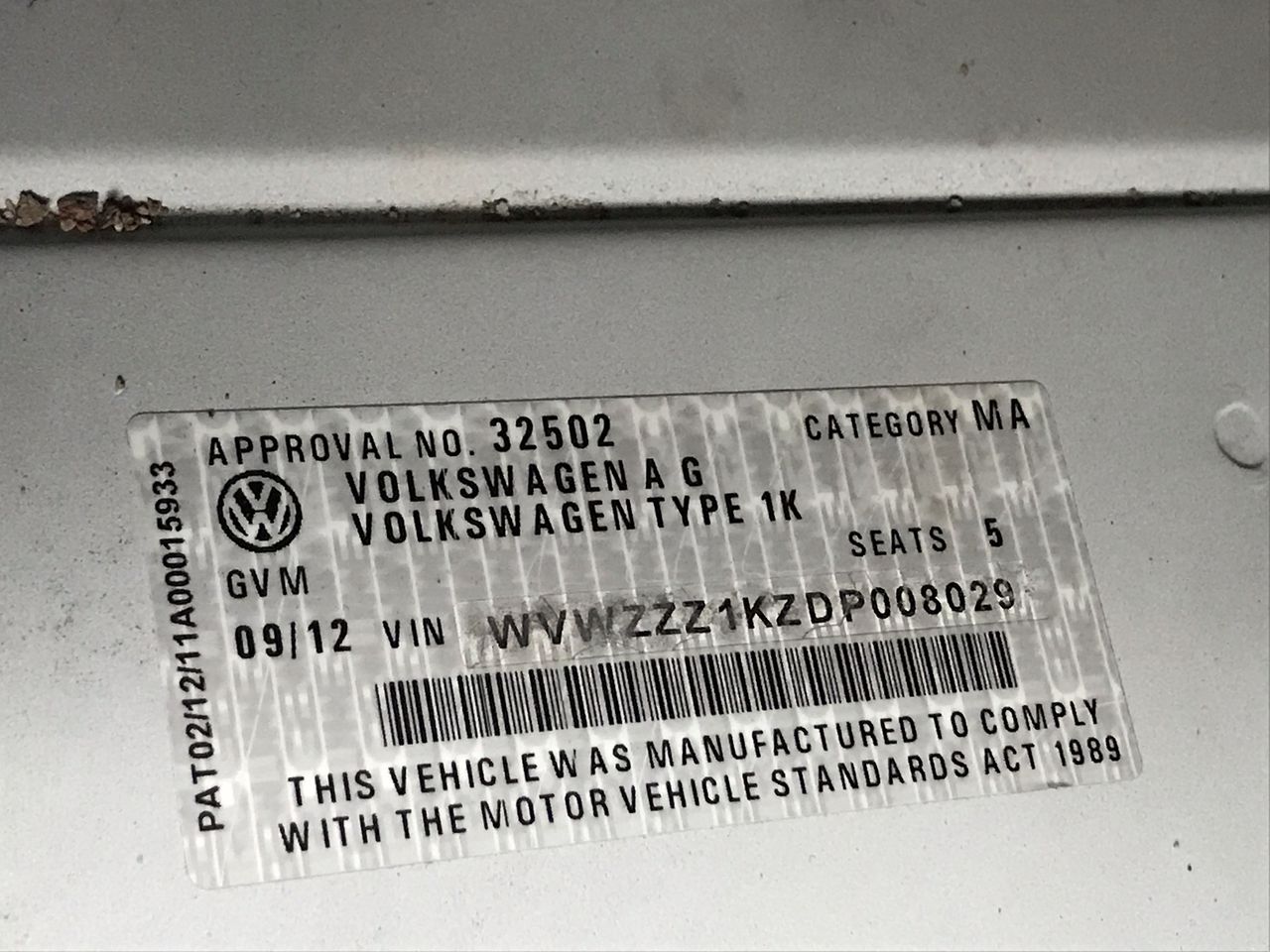 Premium Wood Fired Pizza Oven - Silver Circle & Black Brick