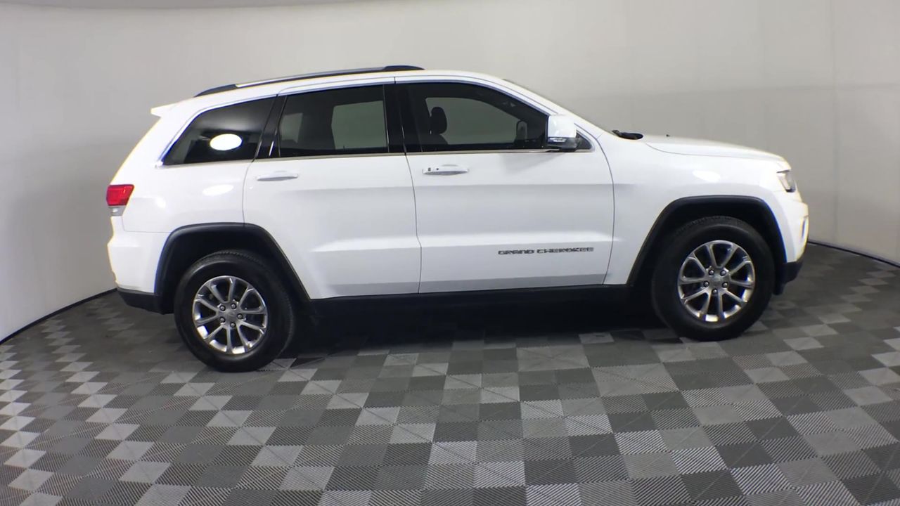 7-11mm White Pearls & Rhinestone Real Platinum Plated Drop Earrings