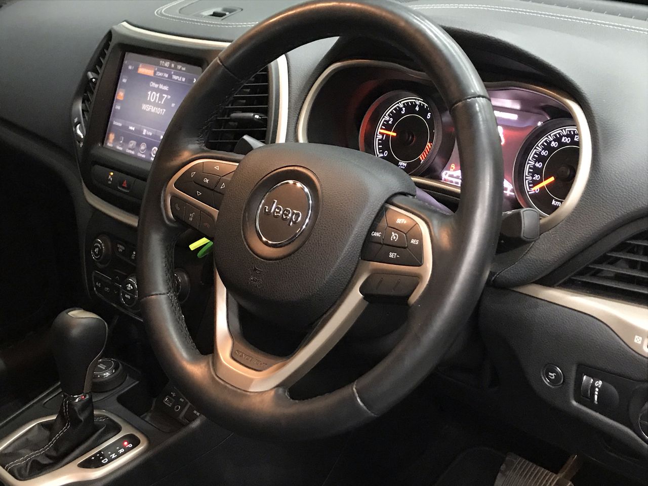 2025 Solar Street Light (Unused)