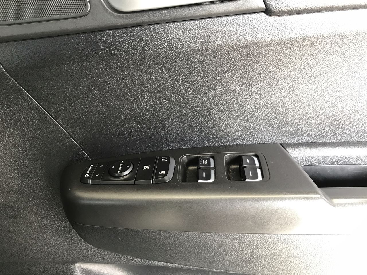 Dual Ram Hydraulic Grapple Attachment to Suit 3T Excavators (Unused),