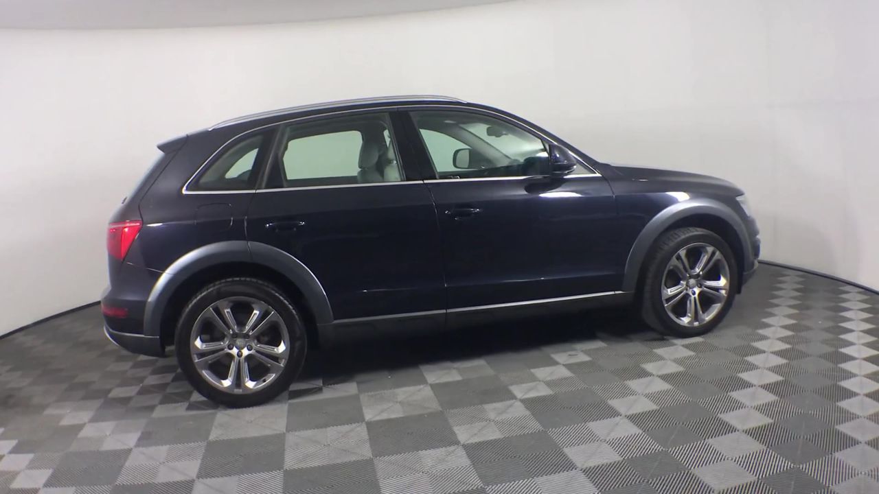 <p>Hodges Electric Brick Elevator </p>