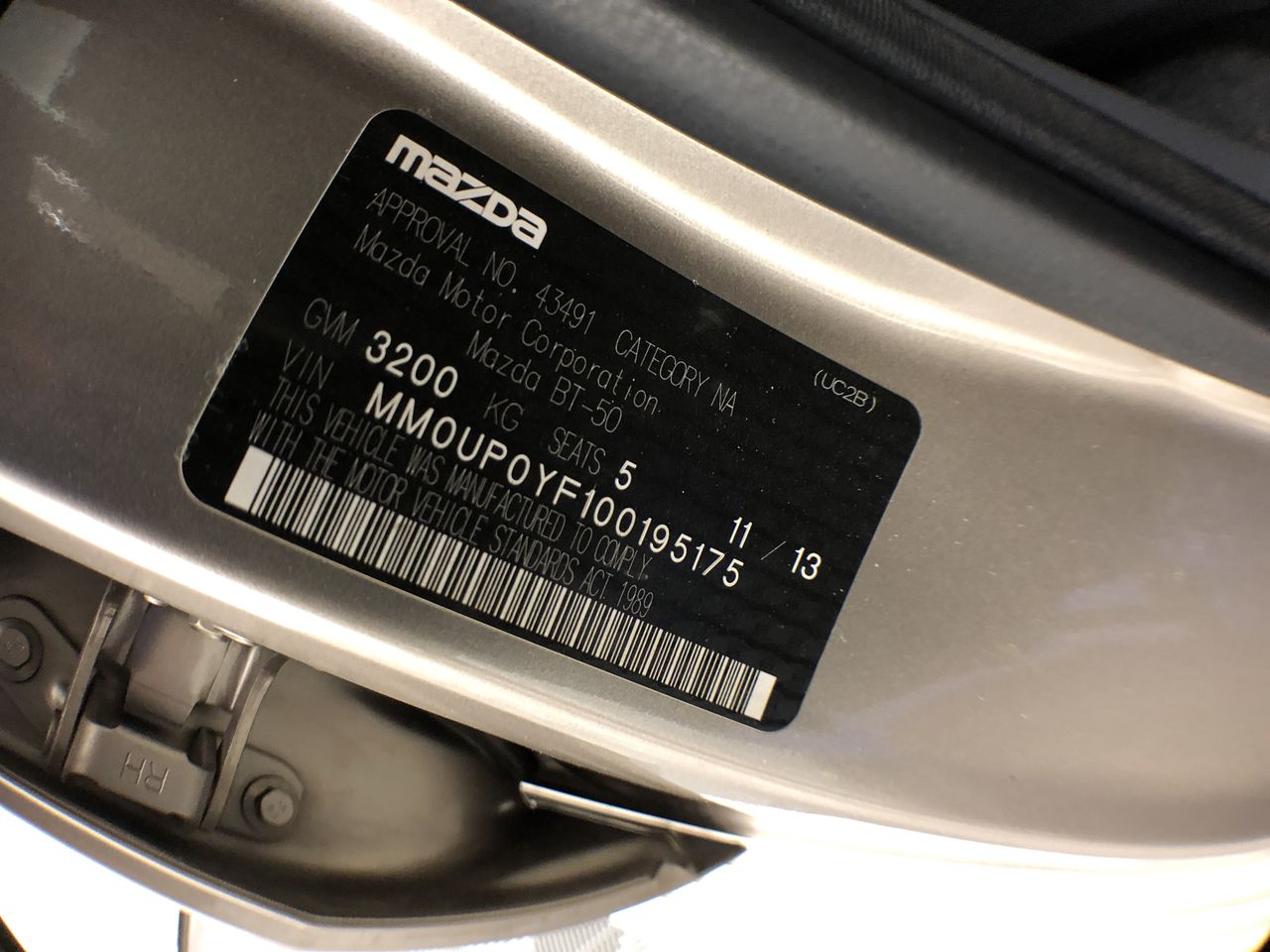 Sollas SE25 Semi-Automatic Overwrapping Machine