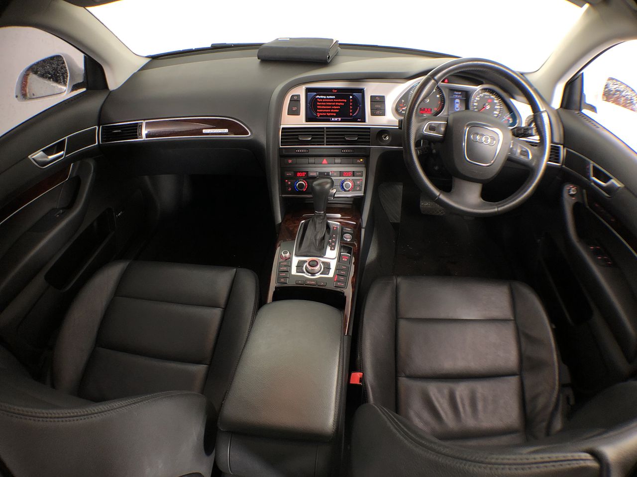 Oricom Mixed Model Handheld UHF 2-watt Radios (Lot of 8)