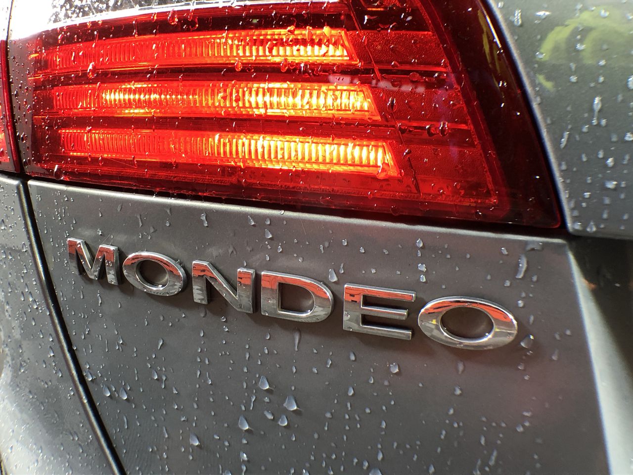 Classic Rhodium Plated Simulated Diamond Filigree Heart Locket