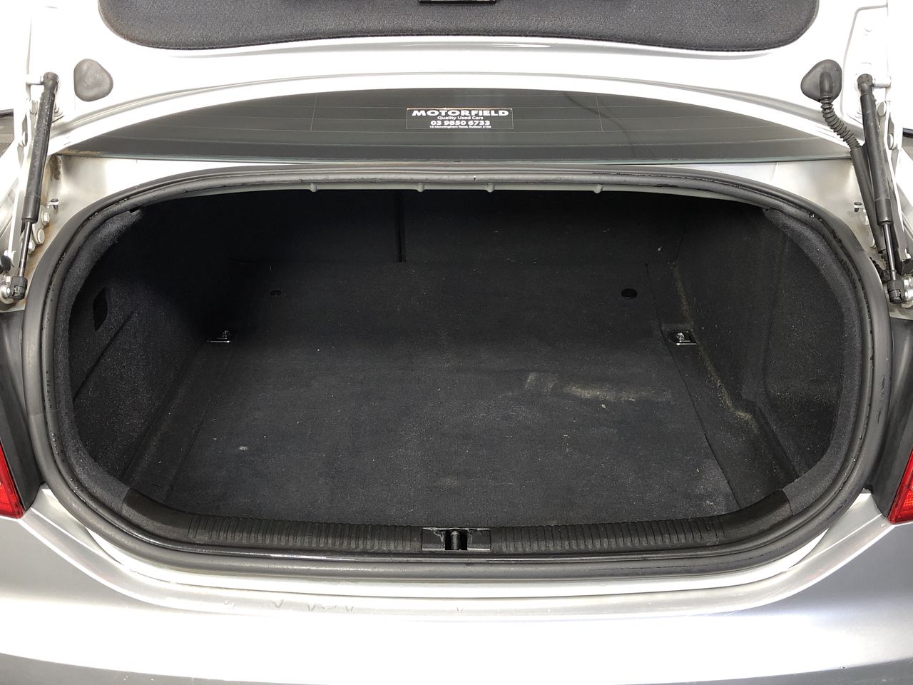 Bleeding Heart Shiraz (12x 750mL) McLaren Vale