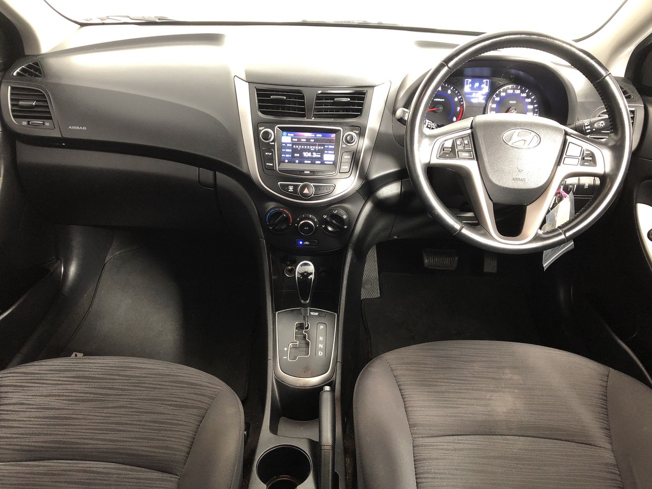 0.07 Carat round 2 white diamond