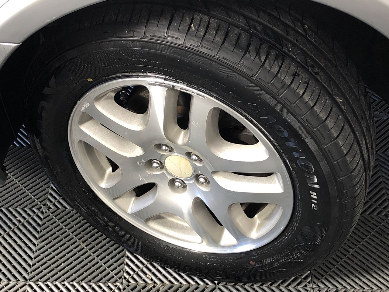 2010 BATHURST WINNER ANTIQUE GOLD MEDALLION BOX LOWNDES HOLDEN VE COMMODORE