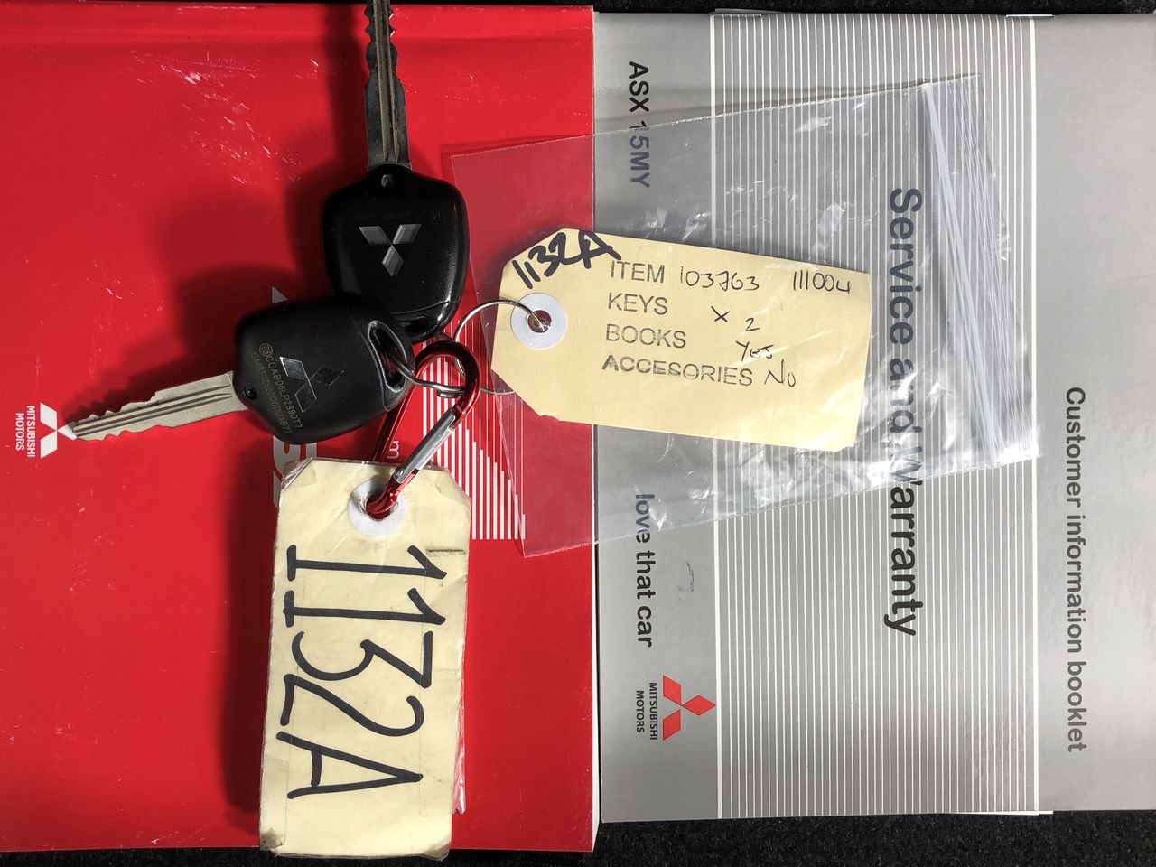 0.07 Carat round 2 white diamond