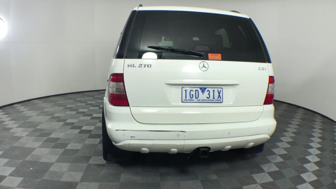 2013 Hyundai i40 Active Petrol (Tilt Tray Required For Pickup)