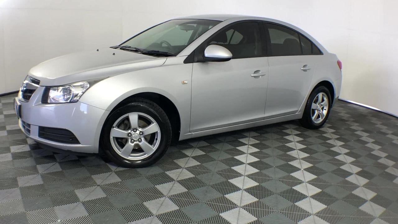 1.5ct Oval Cut GRA Certified Moissanite 925 Sterling Silver Ring - Size 7