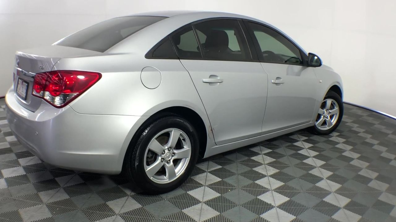 0.8ct Oval Cut GRA Certified Moissanite 925 Sterling Silver Earrings