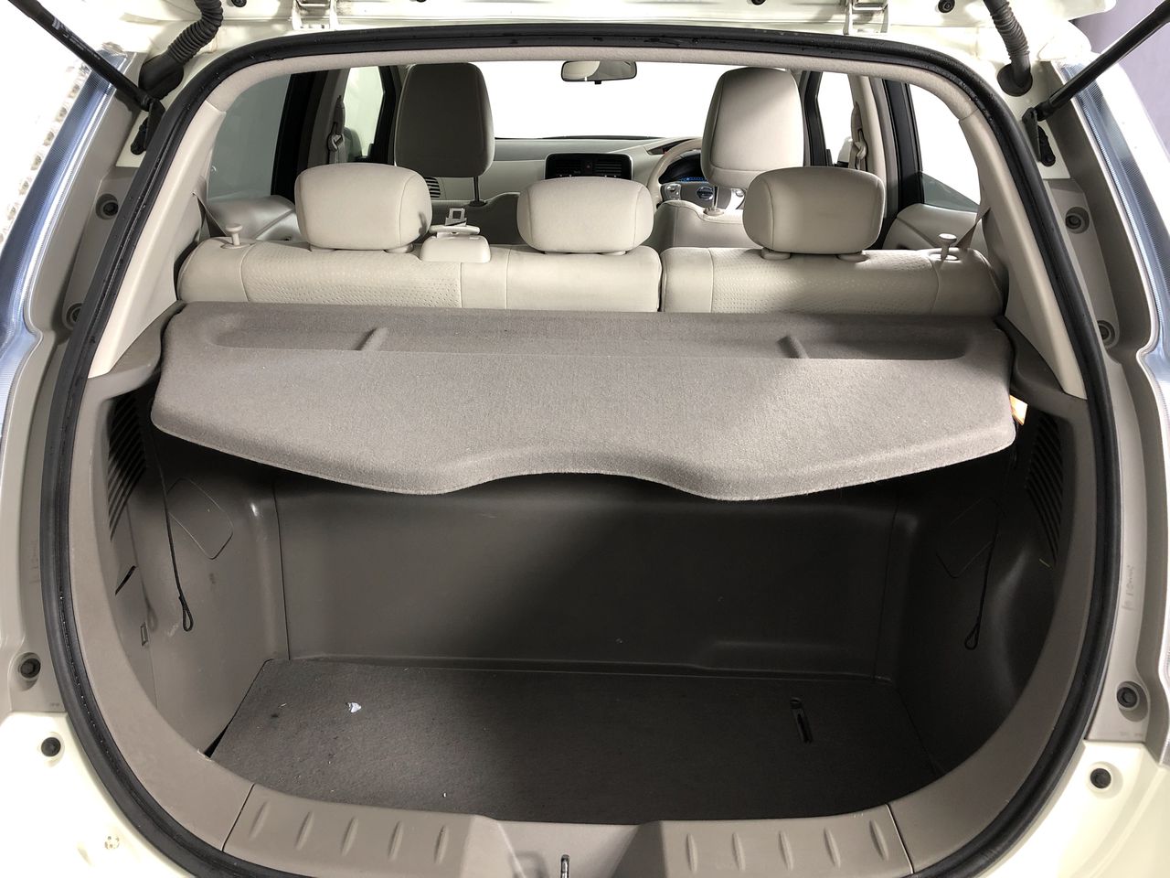 2 x Laboratory Work Benches Includes