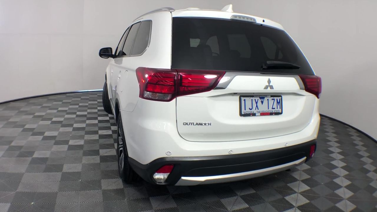 BULK PACK - 12 x Pairs of Birthstone Coloured 5mm Earrings -Gift Idea!