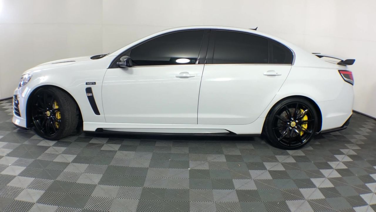 Stunning Aroma Perfume Floral Necklace - Pink Sparkle