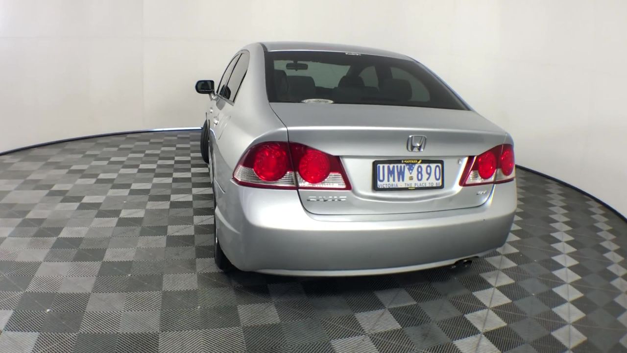 13.97 carat Ethopian opal with valuation $3576