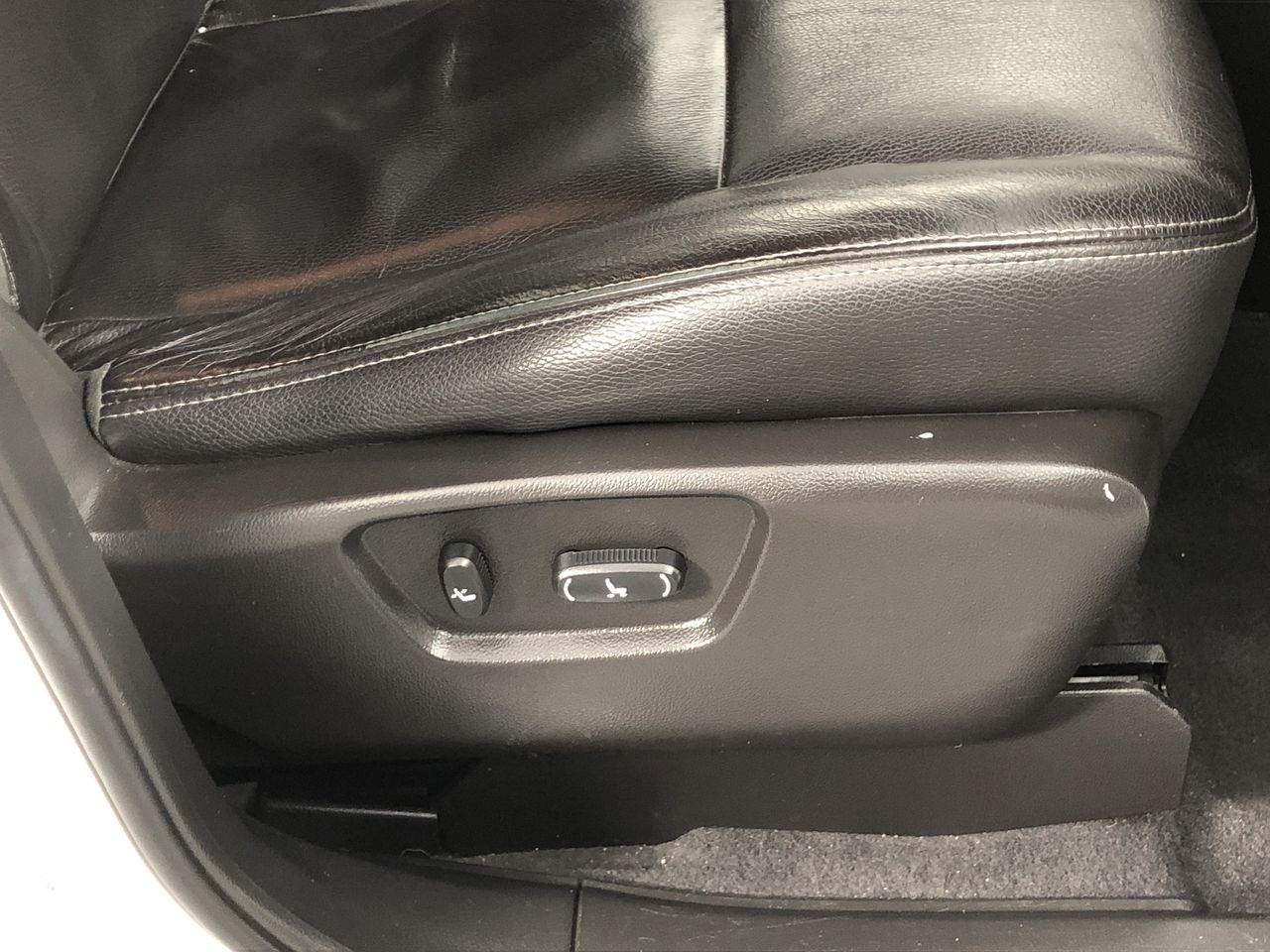 2021 ACDC 40TH ANN FOR THOSE ABOUT TO ROCK 20c COLOURED UNC COIN