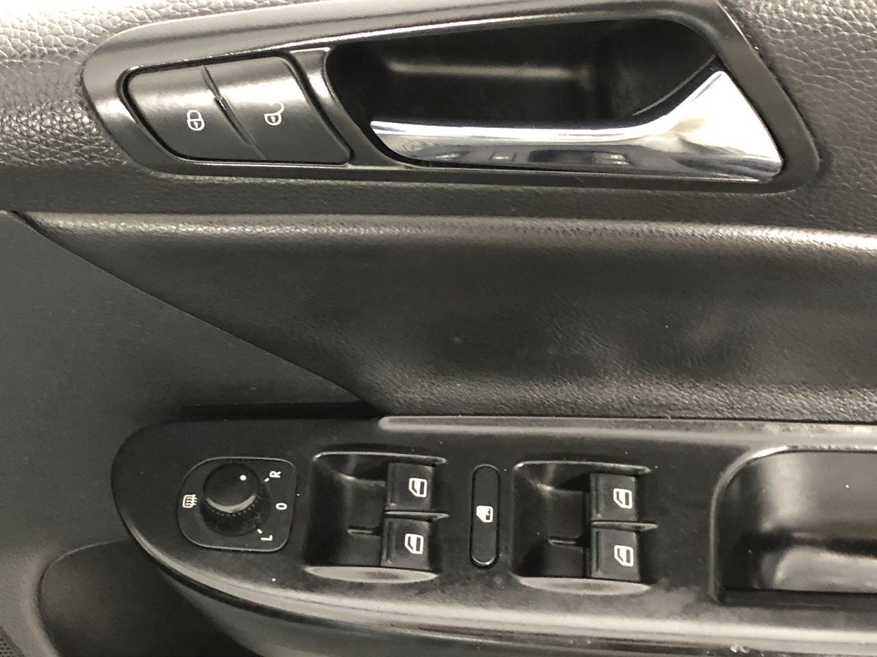 Children of the Revolution Chardonnay Bagnum NV (3x 3L) SA