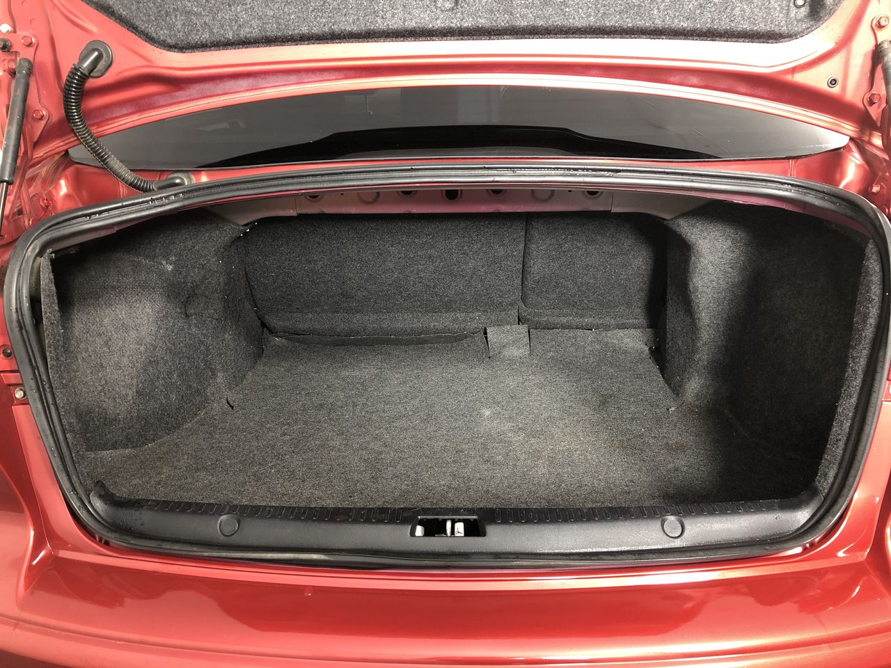 Bradman 5 Dollar Bi Metal Coin on Card of Issue 1996 Issued by RAM