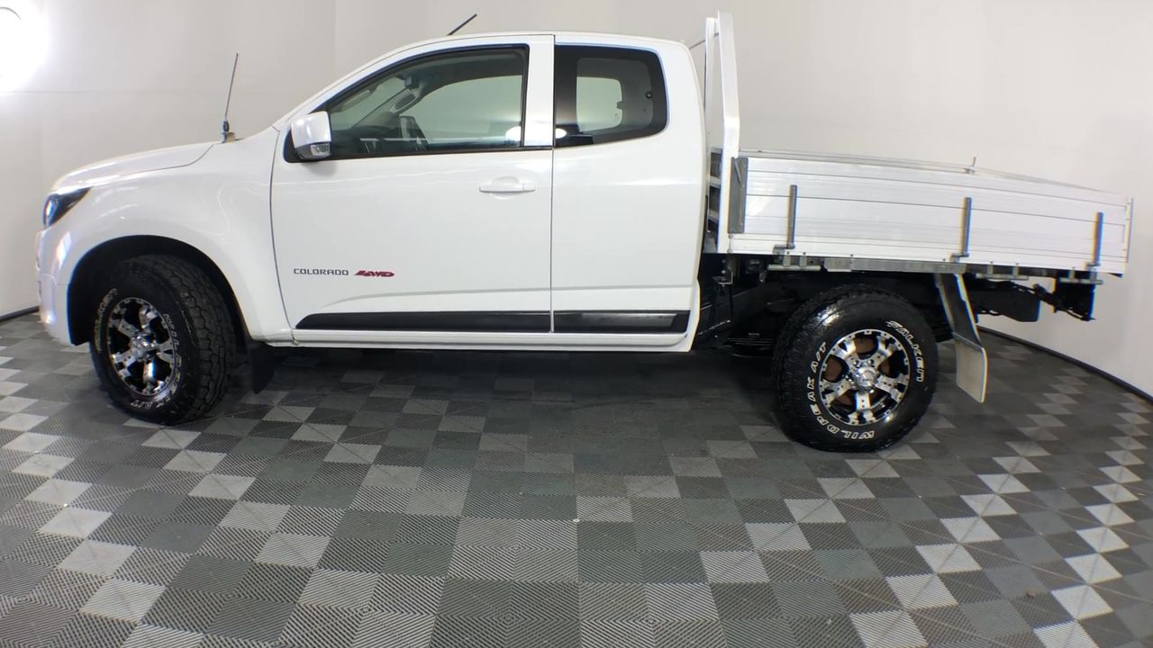 Aboriginal Flag, 1/10th Oz (ApproX) 999 Pure Solid Silver Bullion Coin, C.O