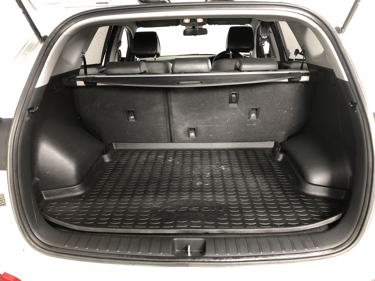 925 Silver Ring 3.0ct Green Emerald Cut Simulated Diamodns-8us