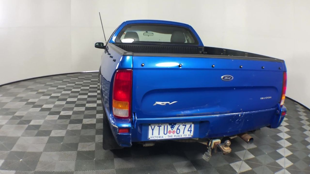 Waterproof  Watch Barrel Shaped Transparent Quartz Watch Popular