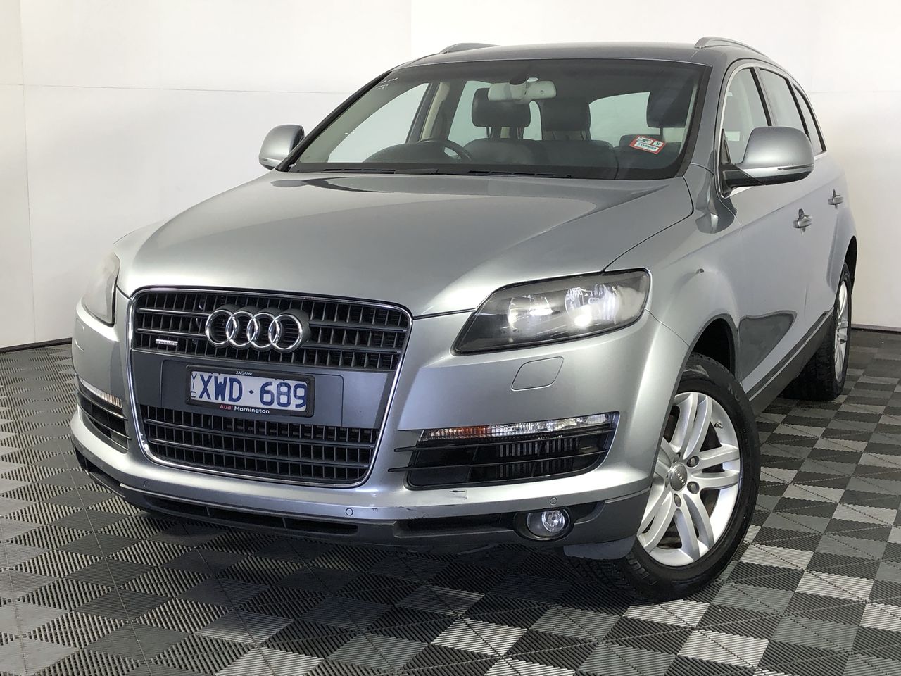 1/100 Scottdale gold bar unc