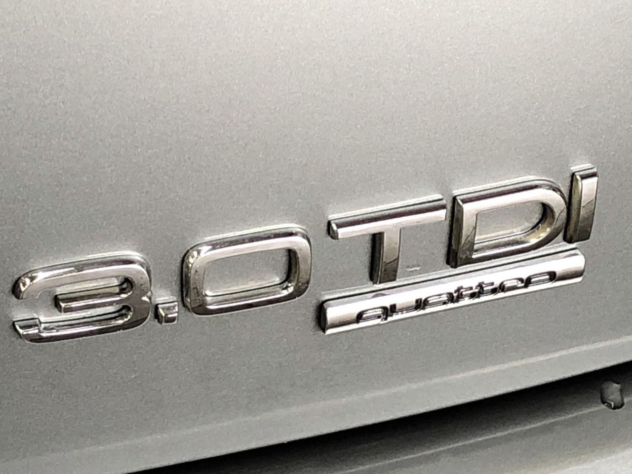 1966 Australia Silver Queen Elizabeth coin & 0.10 Xag silver bar x 4