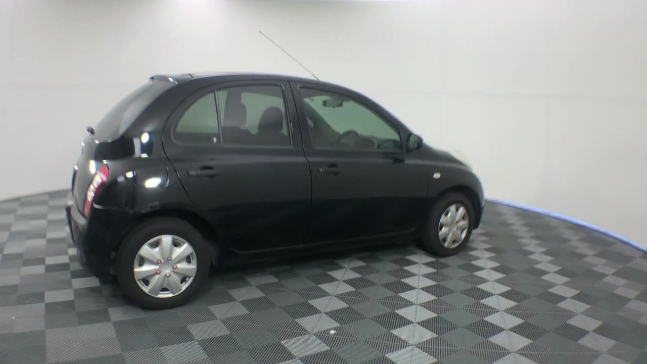 Lindeman's Bin 85 Pinot Grigio (6x 750mL). SEA.