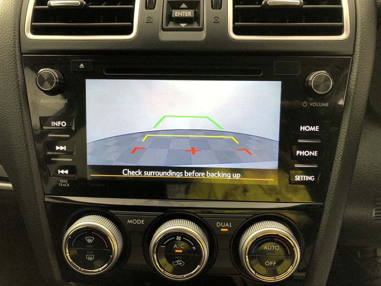 Wolf Blass Yellow Label Merlot (6x 750mL).