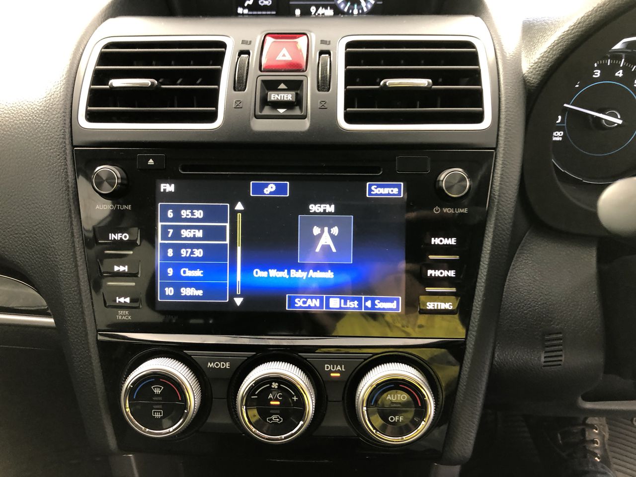 Wolf Blass Yellow Label Pinot Noir (6x 750mL). SA