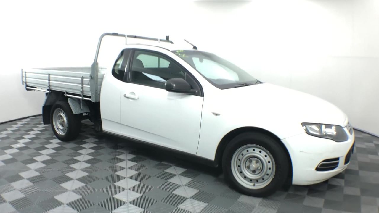 SUNBEAM Café Barista Coffee Machine, 2L Water Tank, Black, Model: EM5000K.