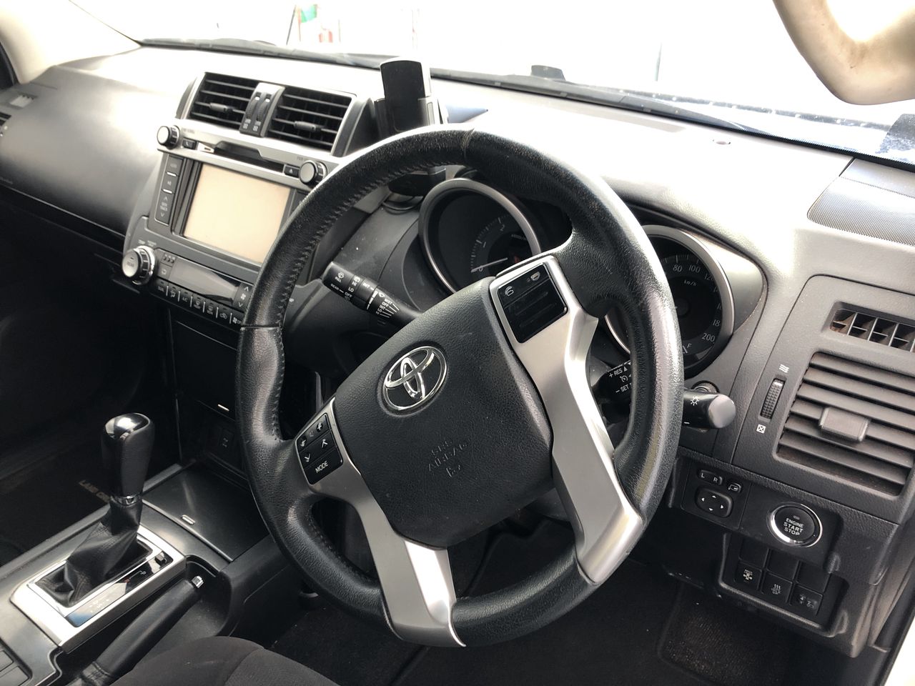 KOGAN SmarterHome LX16 Robot Vacuum Cleaner and Mop with Auto-Empty Dock (K