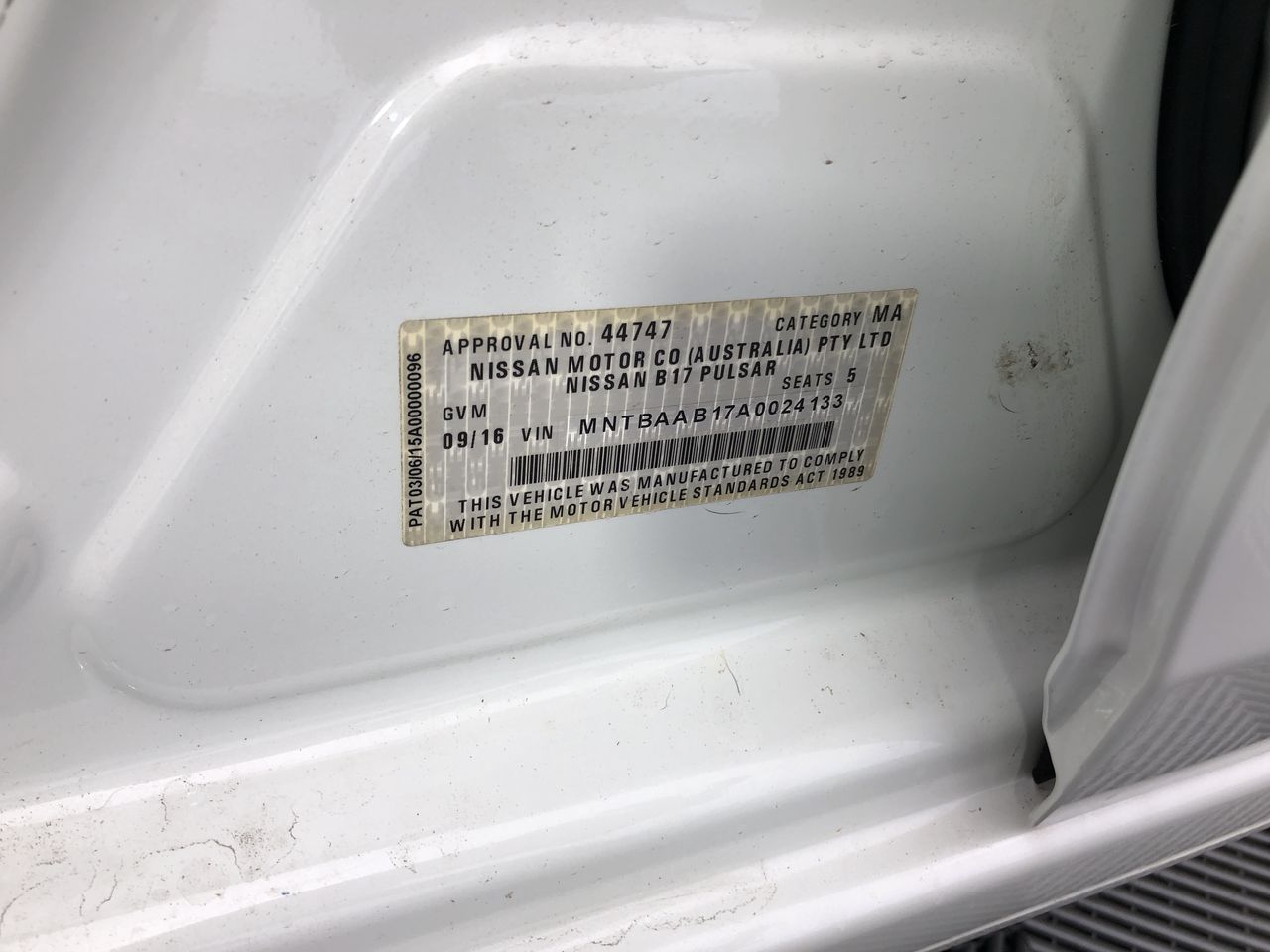 INGENUITY Baby Base 2-in-1 Booster Feeding and Floor Seat with Self-Storing