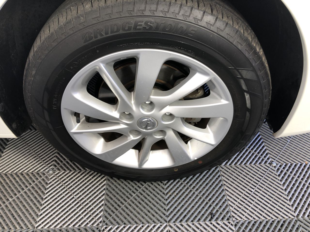 PHILIPS AVENT Premium Bottle Warmer with Smart Temperature Control.