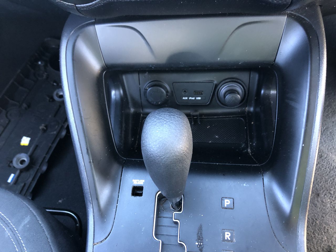 AMAZON BASICS Ultra-Soft Lightweight Microfiber Reversible Comforter 2-Piec