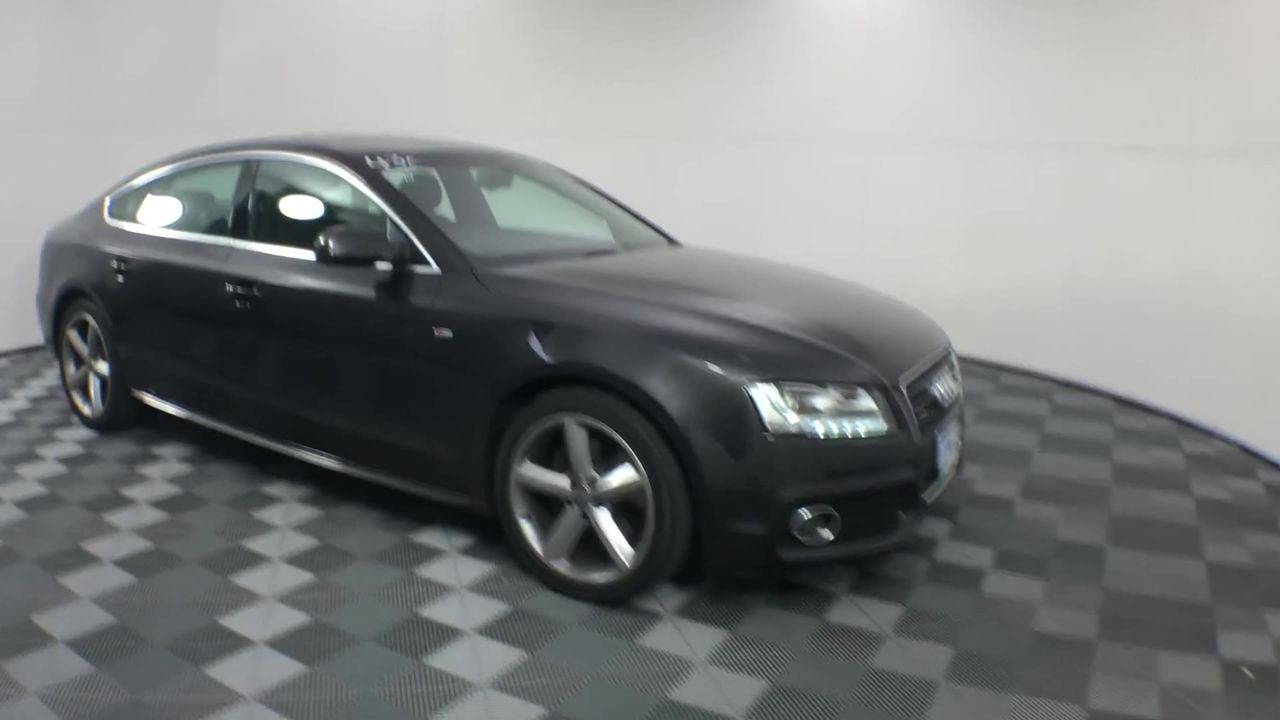 10mm Malaysia 'Jade' Quartz Gemstones Beaded Bracelet.