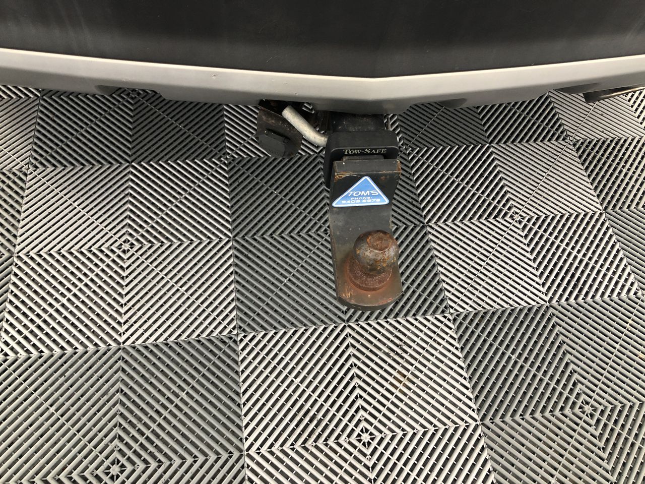 ROBOROCK S8 MaxV Ultra Robotic Vacuum Cleaner, Model RR-S8MVU52-03-BLK. NB: