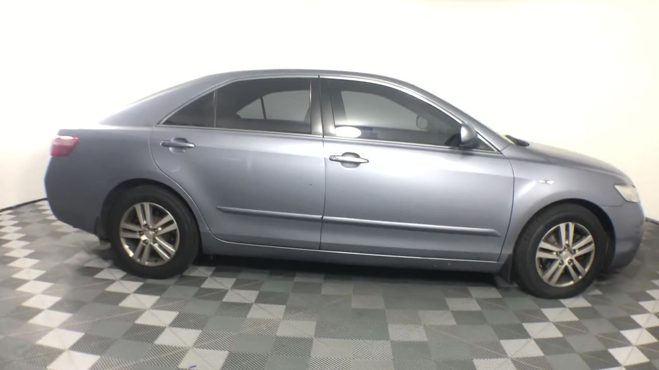 SWIFFER Box of 50pc Heavy Duty Dry Cloths. N.B: Damaged packaging & approx.