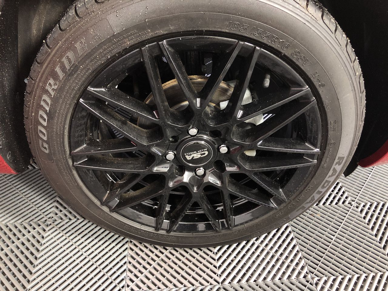 Quantity of 400 1650mm Star Pickets (Unused),