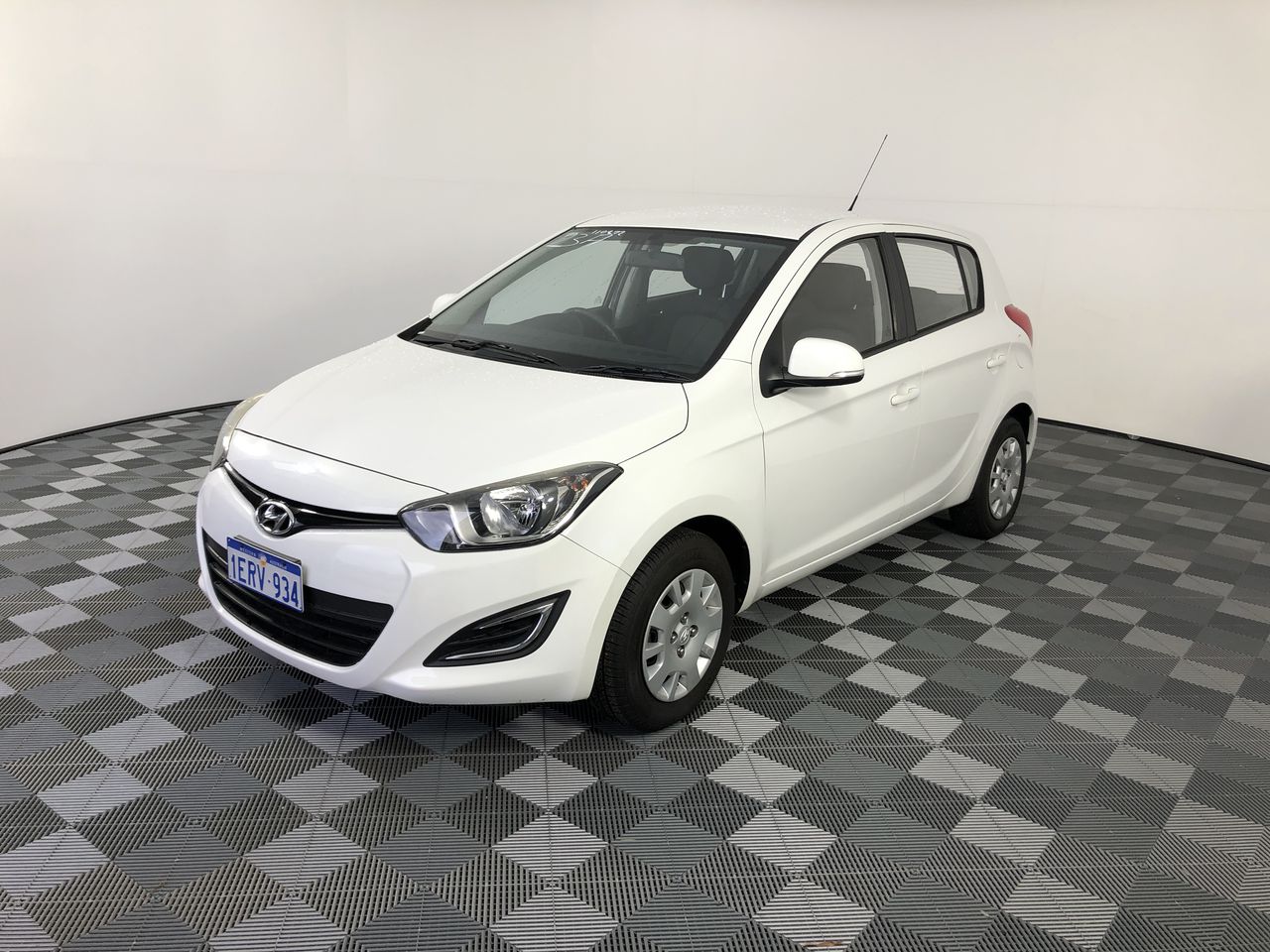 Cute Love Heart Necklace in Silver