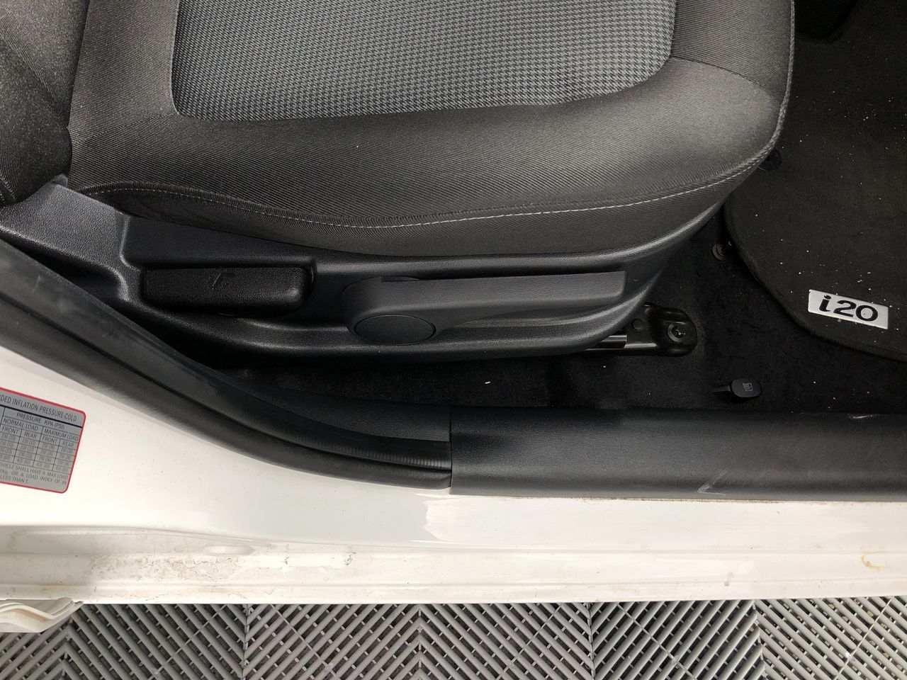 Ai Galli Pinot Grigio DOC Delle Venezie 2023 (6x 750mL)