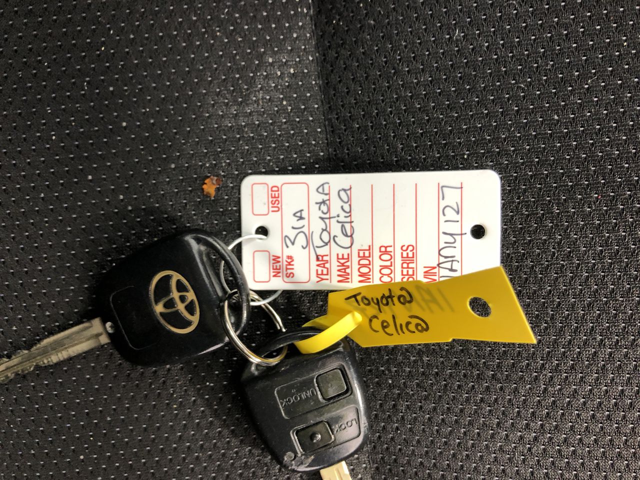 1/100 Scottdale gold bar unc