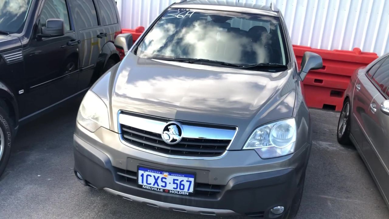 1/100 Scottdale gold bar x 2, 1g Valcumbi bar x 2 & 1g Silver Bar x 2