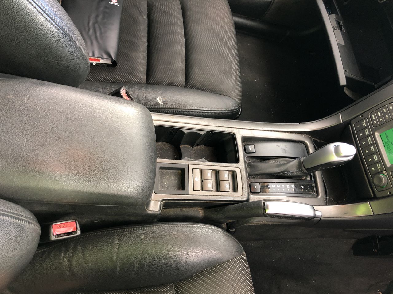 9K WHITE GOLD 0.23CT HI I1 OVAL DIAMOND RING